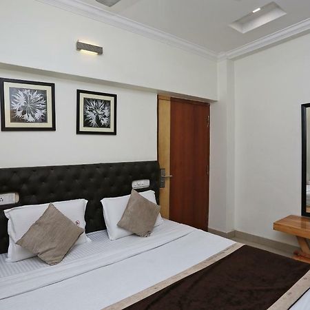 Oyo 3019 Hotel Lingaraj Bhubaneswar Zewnętrze zdjęcie