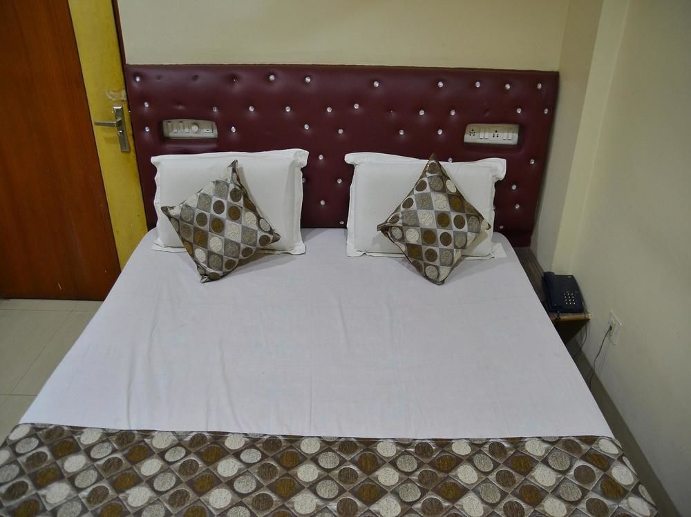 Oyo 3019 Hotel Lingaraj Bhubaneswar Zewnętrze zdjęcie