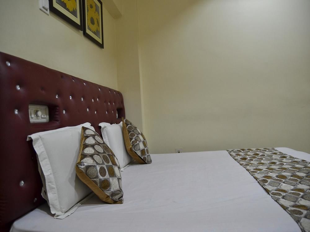 Oyo 3019 Hotel Lingaraj Bhubaneswar Zewnętrze zdjęcie