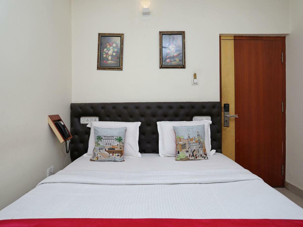 Oyo 3019 Hotel Lingaraj Bhubaneswar Zewnętrze zdjęcie