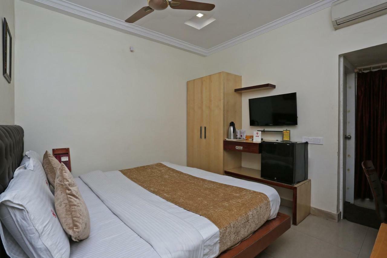 Oyo 3019 Hotel Lingaraj Bhubaneswar Zewnętrze zdjęcie
